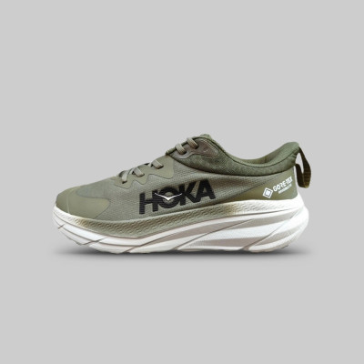 کفش پیاده روی مردانه هوکا مدل Challenger ATR 7 Gore-Tex