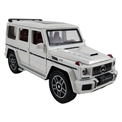 ماشین بازی سواری مدل بنز G class مقیاس 1:24 فلزی با طراحی الهام‌گرفته از نمونه واقعی و چهار چرخ
