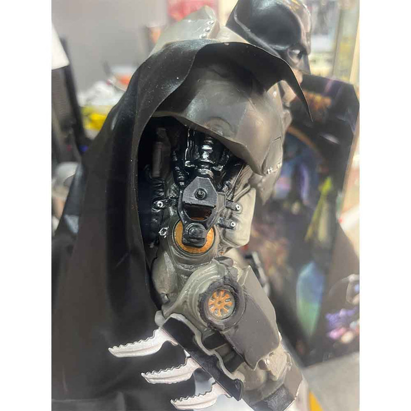 فیگور مدل بتمن آرمور طرح Batman Armor LED