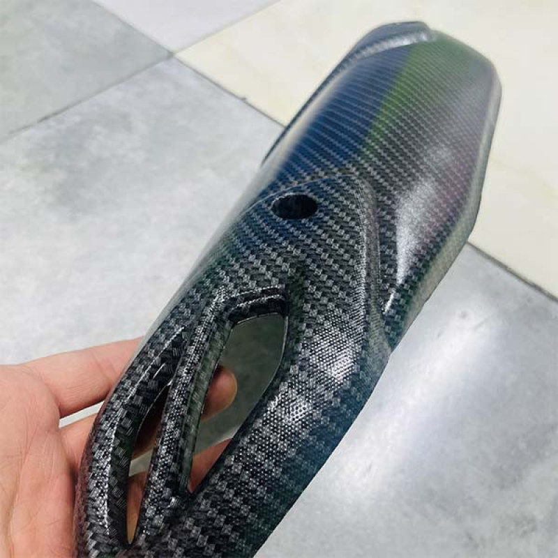 کاور و محافظ اگزوز موتور سیکلت وارون مدل C-33-CARBON مناسب برای یاماها آیروکس