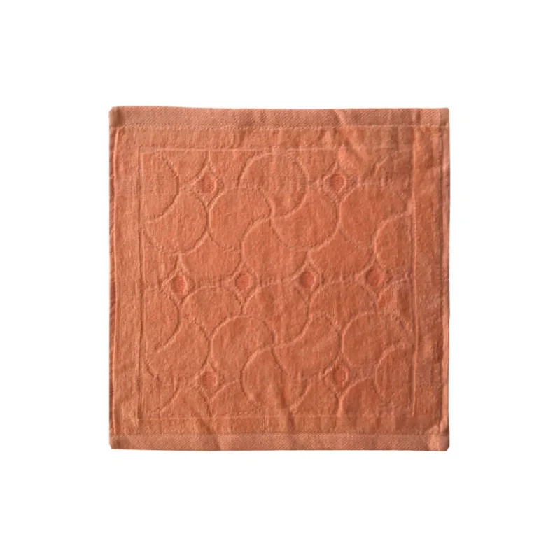 حوله دستی لاله مدل هندسی سایز 30*30 سانتی متر