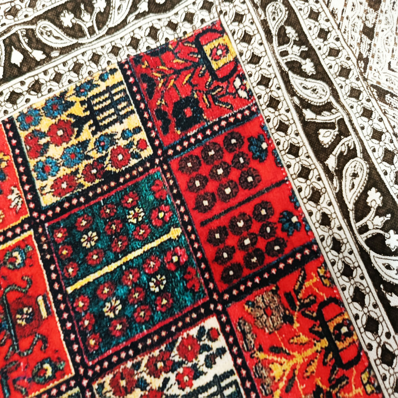رومیزی مدل سنتی سایز 100x100 سانتی‌متر