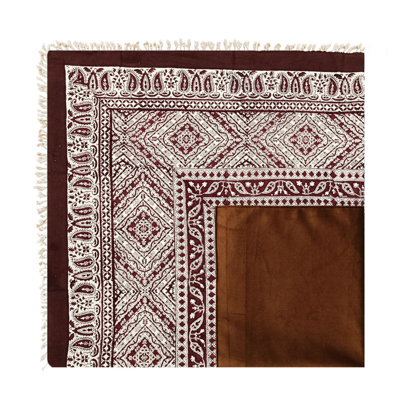رومیزی مخمل مدل سنتی BR100
