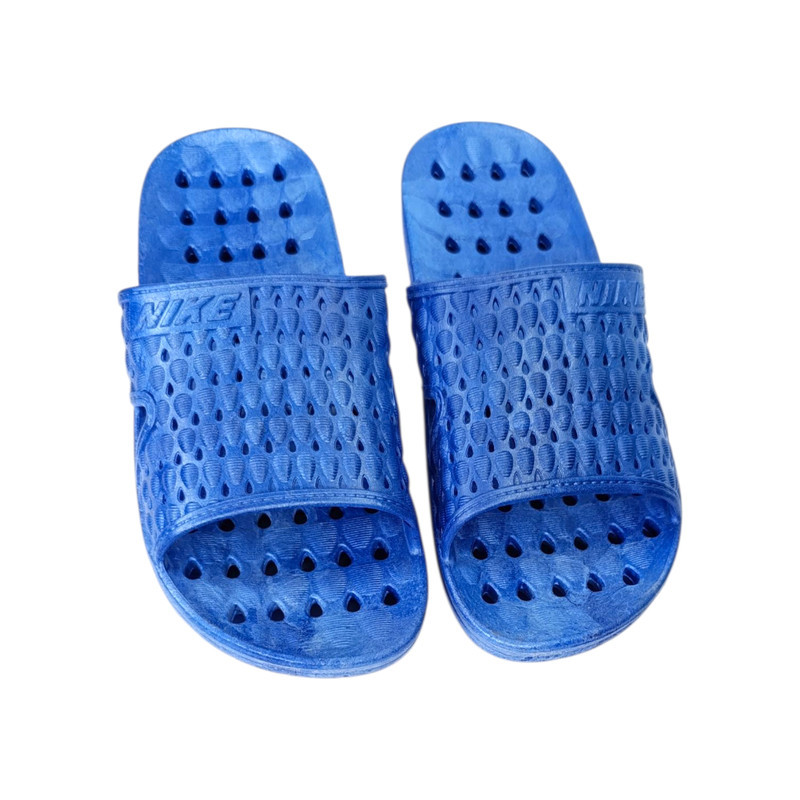 دمپایی حمام مدل استخری PO-140Bl