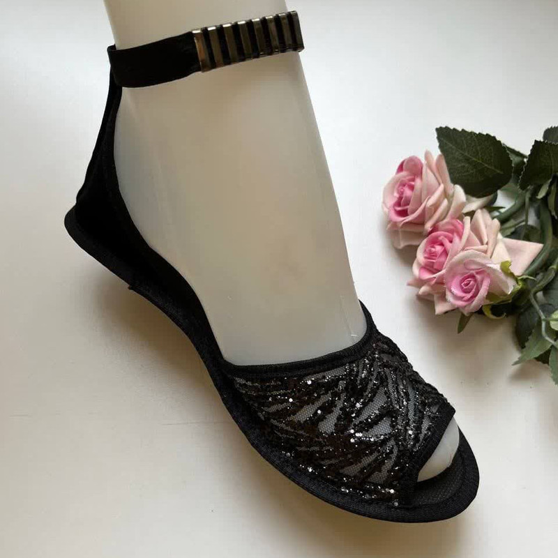 پاپوش زنانه مدل کف چرم جلوباز طرح شیشه ای سنگی لمه