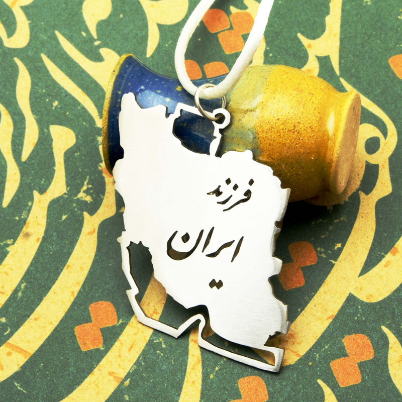 آویز تزیینی خودرو طرح نقشه ایران مدل فرزند ایران