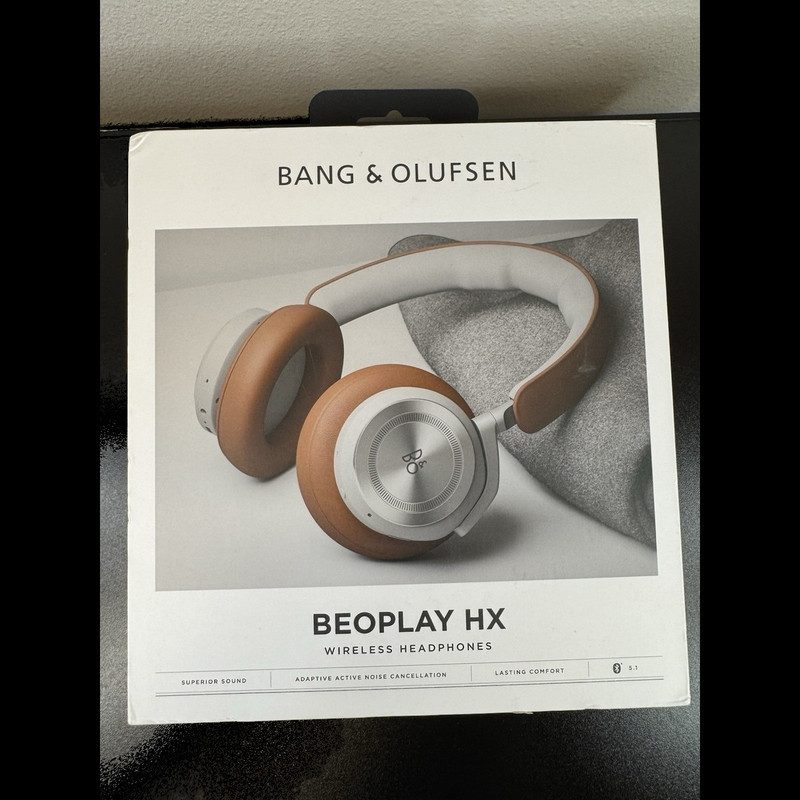 هدفون بلوتوثی بنگ اند آلفسن مدل Beoplay Hx Timber