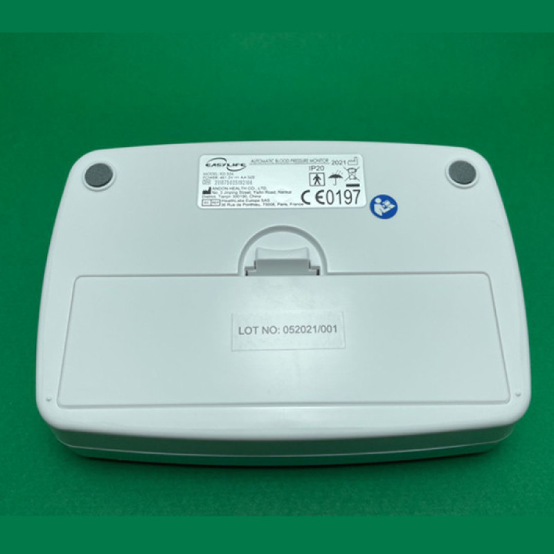 فشارسنج دیجیتال بازویی ایزی لایف KD-556 با حافظه 120 جایگاه، نمایش میانگین سه اندازه‌گیری، تشخیص نامنظمی ضربان قلب، کاف دو شیلنگ نایلونی با قابلیت شستشو و خاموشی خودکار