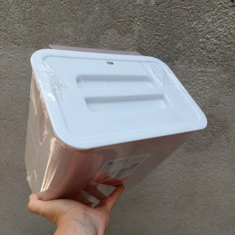 سطل زباله کابینتی تک پلاستیک مدل آذر گنجایش 6 لیتر