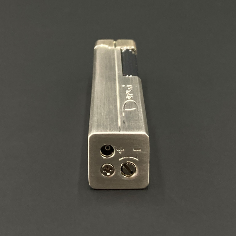 فندک دیروی مدل باریک کد DKD-1151 به همراه ابزار تنظیم شعله