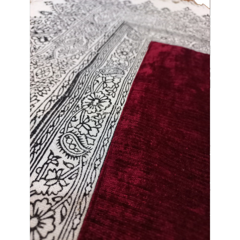 رومیزی مدل ماه سلطان  سایز 100x100 سانتی‌متر