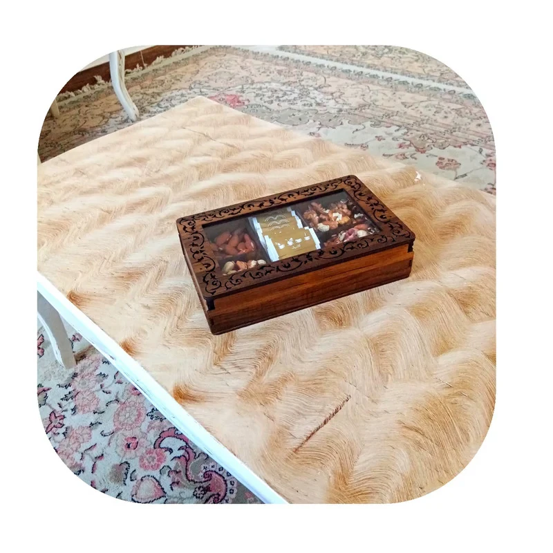 جعبه پذیرایی شکلات‌خوری مستطیل مدل نگاران کد 02 با جنس MDF و پلاستیک و درب شفاف، ابعاد 24.5x15.5x6 سانتی‌متر، غیرقابل شست‌وشو