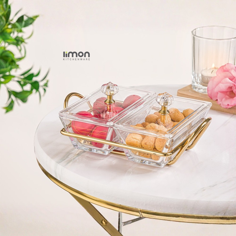 اردوخوری 2 خانه لیمون مدل FIDOKA-2103 با پایه فلزی، بدنه شیشه‌ای، درب آکرولیک، مناسب سرو پنیر، آجیل، شکلات و شیرینی، قابل شست‌وشو با دست و ماشین ظرفشویی، طراحی مستطیلی همراه استند