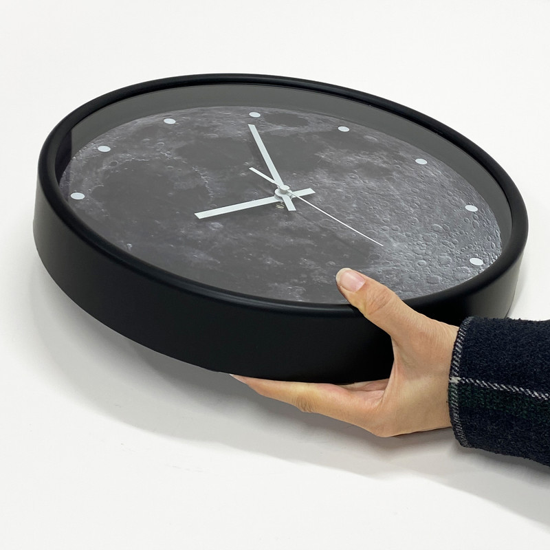 ساعت دیواری سال بردز طرح ماه نقطه دار مدل CW-Moon Point