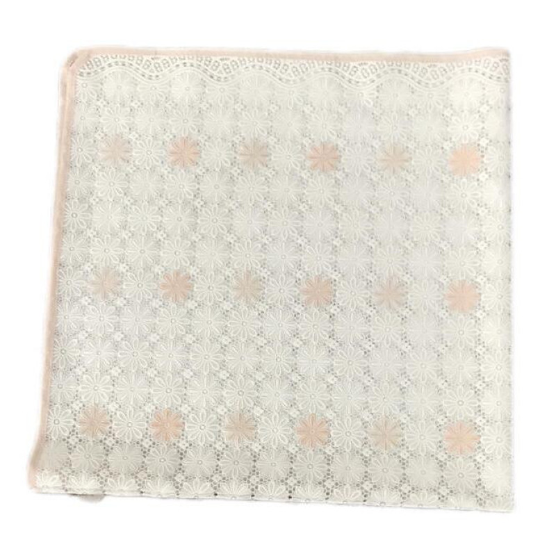 سفره 6 نفره مدل رویال طرح گیپور کد 07 سایز 150×100 سانتی متر