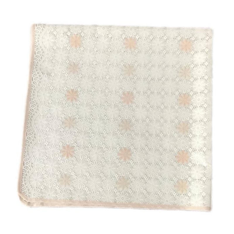 سفره 6 نفره مدل رویال طرح گیپور کد 07 سایز 150×100 سانتی متر