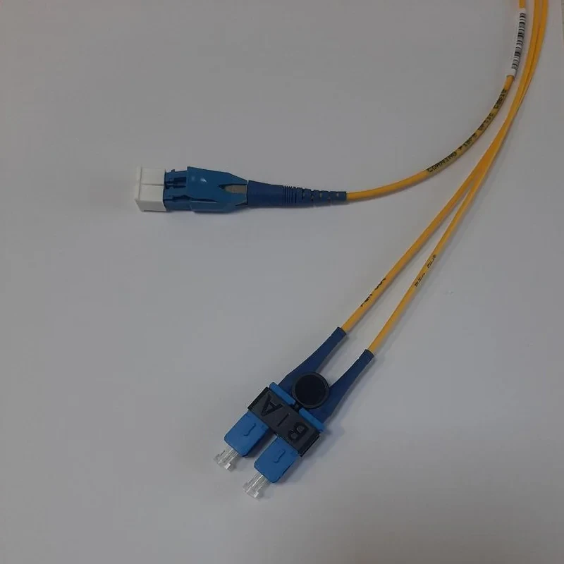 پچ کورد فیبر نوری کورنینگ مدل E727802GNZ20003M