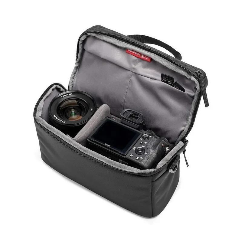 کیف دوربین منفروتو مدل ‏Advanced Shoulder bag M III کد MB MA3-SB-M