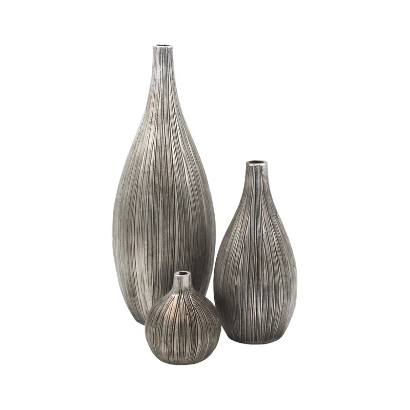 گلدان دکوری پلی‌استر مجموعه 3 عددی با ابعاد 16×16×40 سانتی‌متر و وزن 1000 گرم