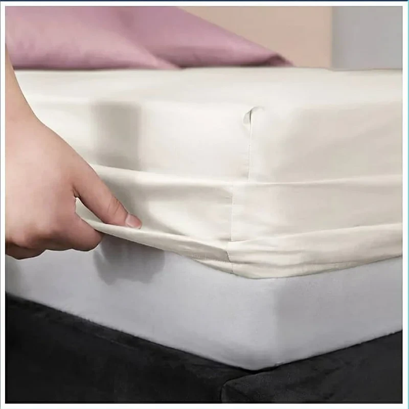ملحفه الیزاسوینگ مدل کشدار یک نفره سایز 120x200 سانتی متر