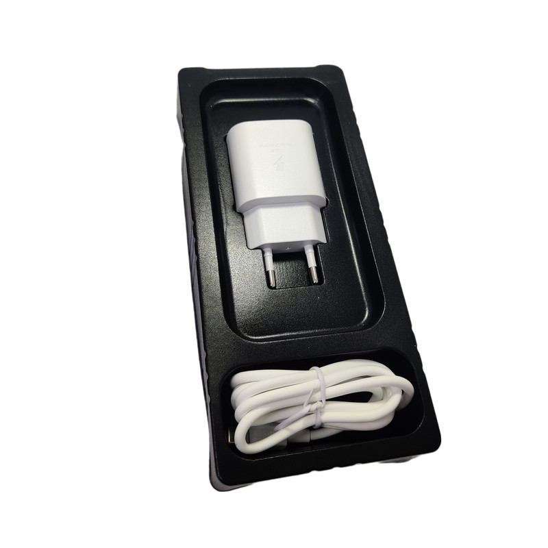شارژر دیواری 25 وات ترانیو مدل T-SA2Cبه همراه کابل USB-C
