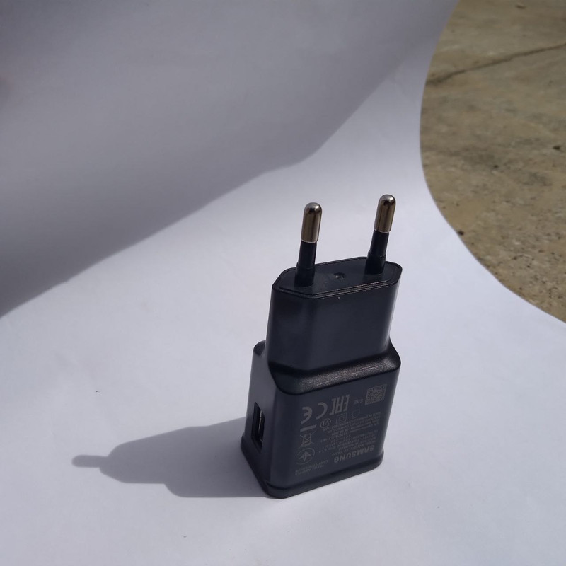 شارژر دیواری مدل EP-TA200
