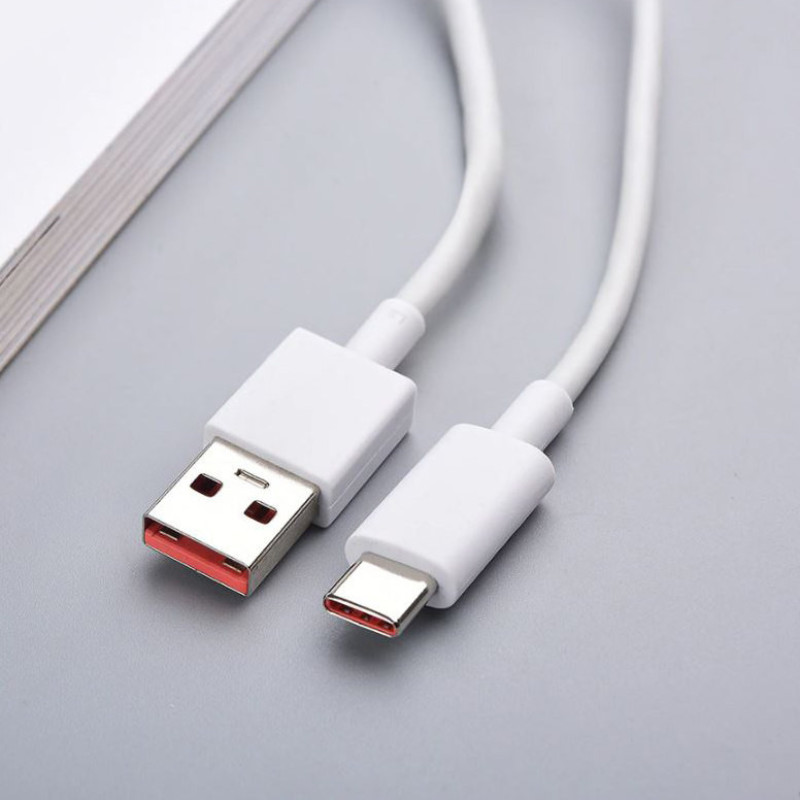شارژر دیواری  کد 33 به همراه کابل تبدیل USB-C