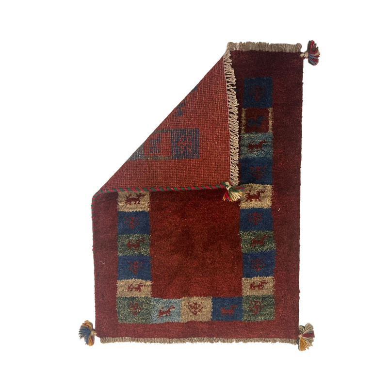 گبه دستباف نیم متری مدل بافت قشقای شیراز کد NKP-sgp56