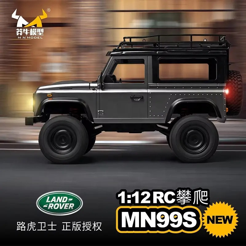ماشین بازی کنترلی مدل لندرور طرح defender 90 2015