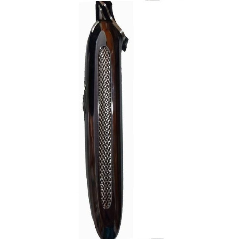 ماشین اصلاح موی سر و صورت جیمی مدل GM-6050 با تیغه استیل ضد زنگ، اصلاح برش مستقیم با دقت 0.1 میلی‌متر، قابلیت صفرزن، خط زن و حجم زن، باتری با 70 دقیقه زمان استفاده و نمایشگر وضعیت شارژ و سه شانه اصلاح 1، 2 و 3 میلی‌متری