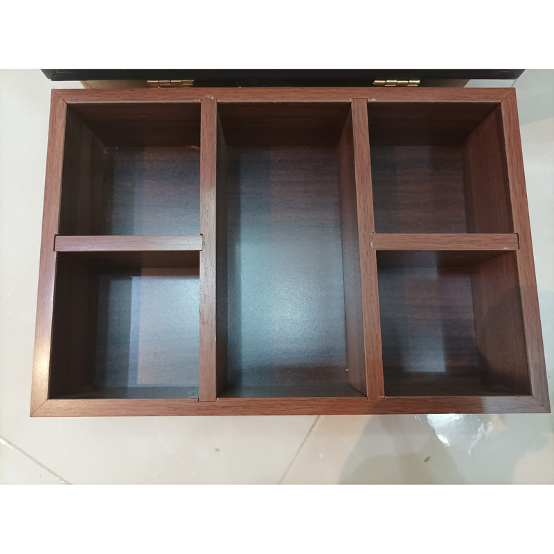 جعبه پذیرایی رایکا مدل 5 خانه