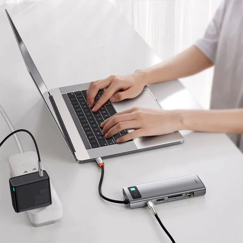 هاب 9 پورت usb-c باسئوس مدل CAHUB-CU0G