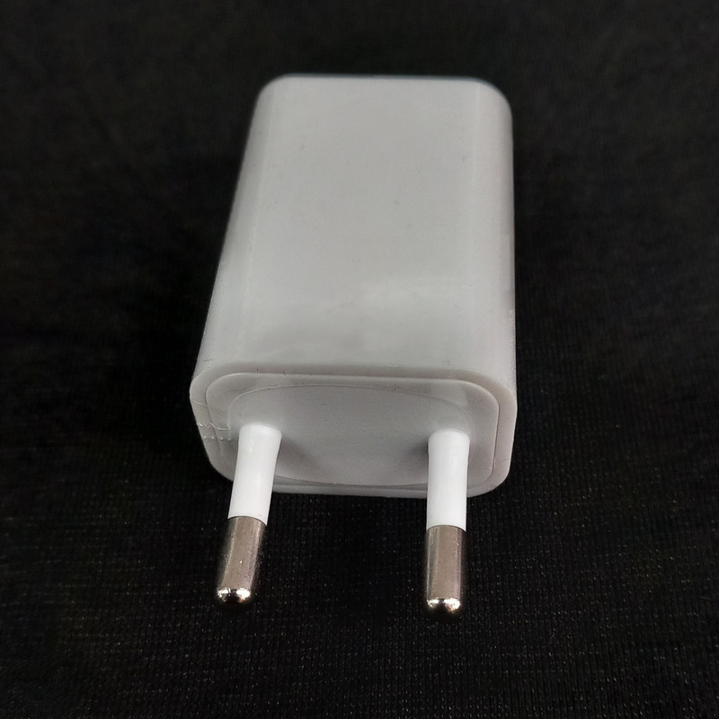شارژر دیواری 5 وات مدل K-10  دو پین