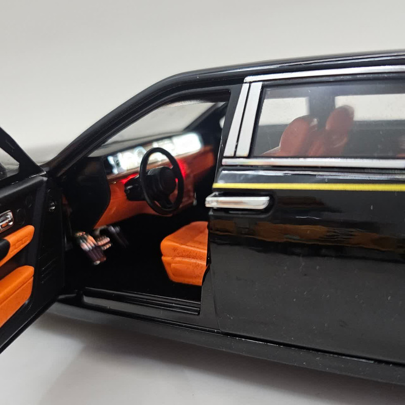 ماکت ماشین بازی ناب سل مدل رولزرویس سقف کهکشانی فلزی موزیکال کد  Rolls-Royce scale 1:18