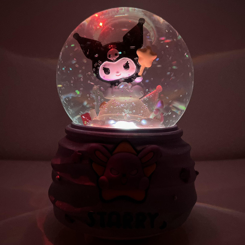 گوی موزیکال مدل پمپی STARRY طرح آدم فضایی کد PAB1623.21.500