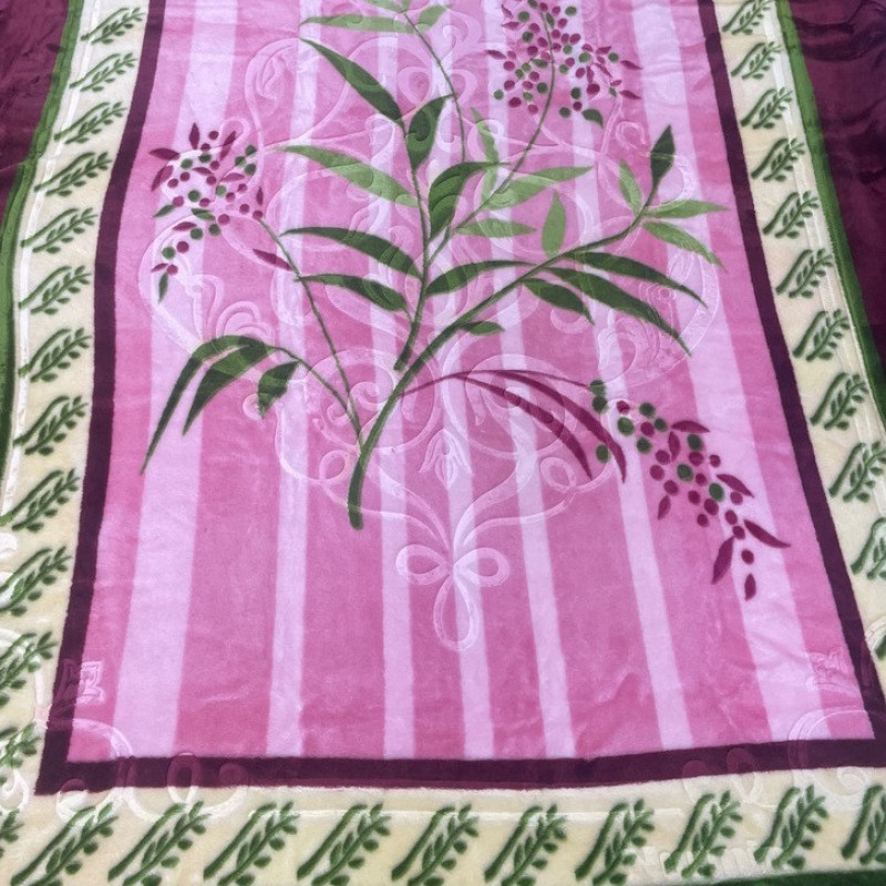 پتو 1 نفره نرمینه بافت مدل نسیم کد 31 سایز 210x155 سانتی‌متر