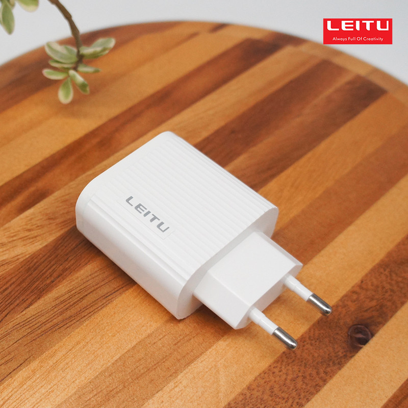 شارژر دیواری لیتو مدل LH - 6 به همراه کابل تبدیل لایتنینگ
