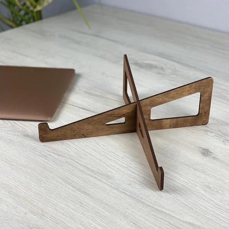 پایه نگهدارنده لپ تاپ مدل E001