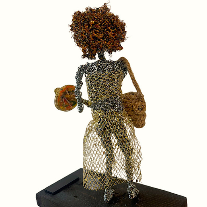 مجسمه سیمی مدل باران ۰۱