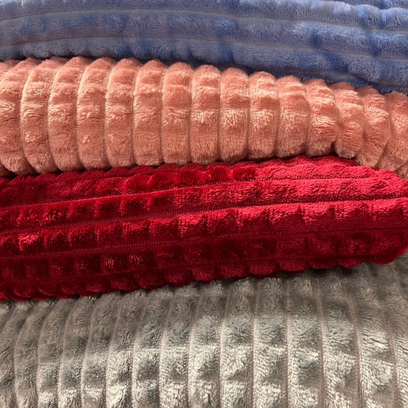 پتو مسافرتی ژینورا مدل کرکره ای سایز 140x200 سانتی متر