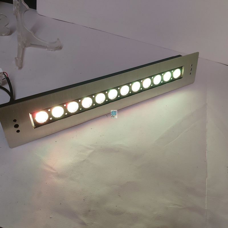 چراغ توکار استخری 12 وات لدمن مدل 12ST