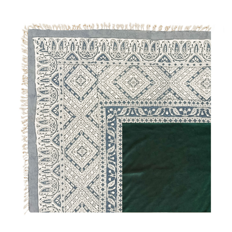 رومیزی مخمل مدل سنتی G100