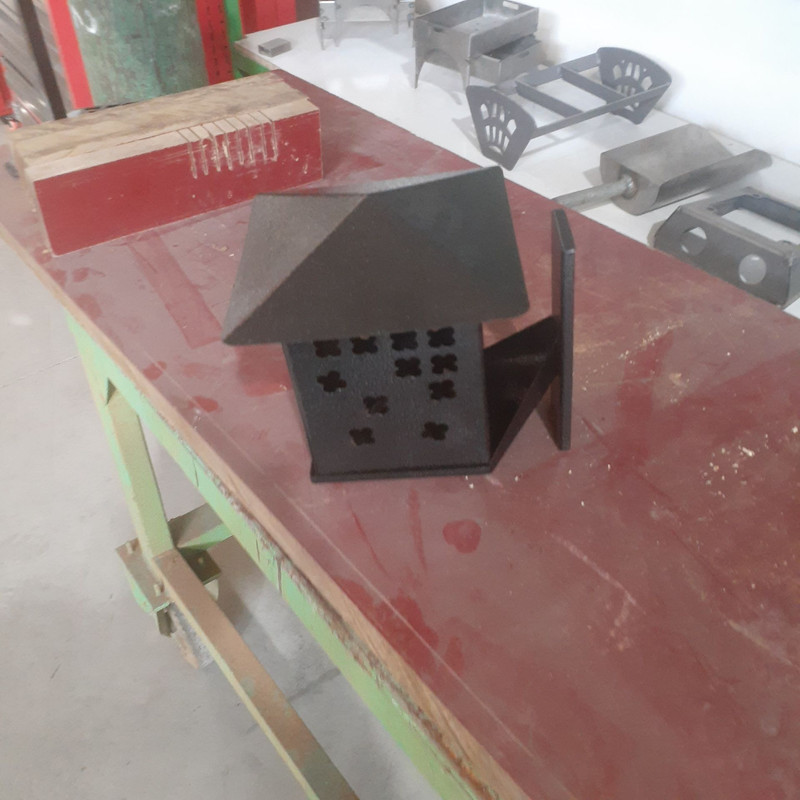 چراغ پارکی مدل اسلیمی فلزی
