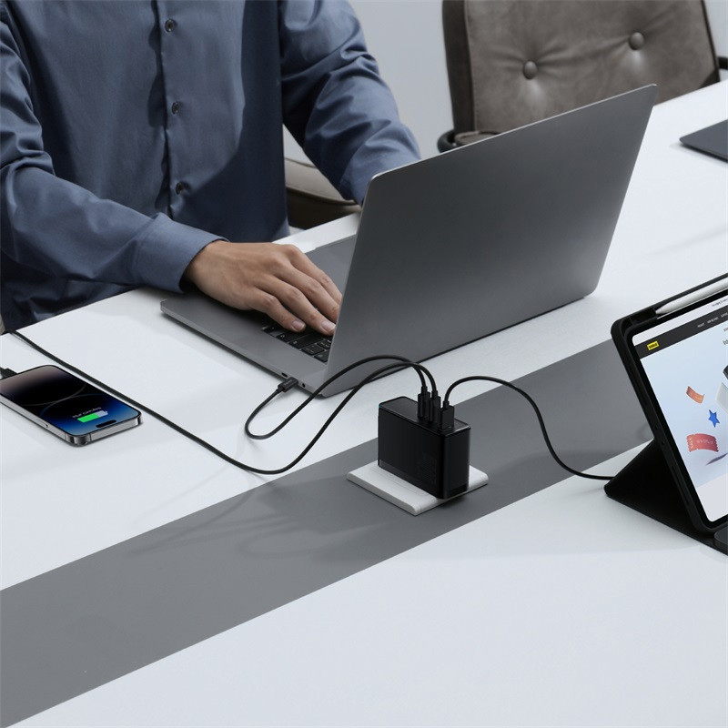 شارژر دیواری 160 وات بیسوس مدل CCGAN160CE به همراه کابل تبدیل USB-C