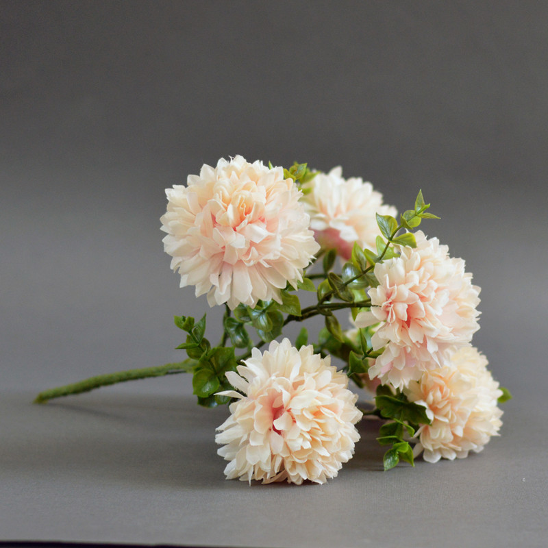 گل مصنوعی بوته داوودی 6 گل از پارچه، ابعاد 20x20x35 سانتی‌متر، وزن 70 گرم