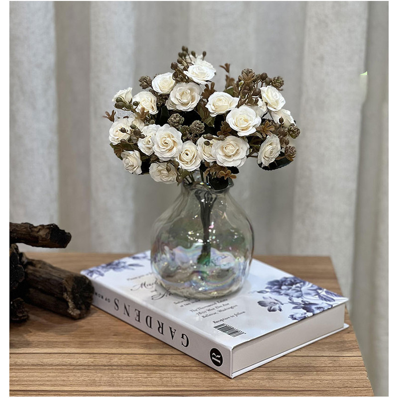 گل مصنوعی بوته رز مینیاتوری پارچه‌ای رومیزی قابل شستشو و مقاوم در برابر نور خورشید مناسب فضای باز و داخل خانه ابعاد 10×10×40 سانتی‌متر وزن 100 گرم دارای 5 بازو