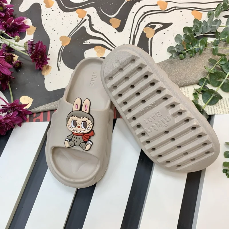 دمپایی حمام بچگانه نیکتا مدل لبوبو کد Cr-01