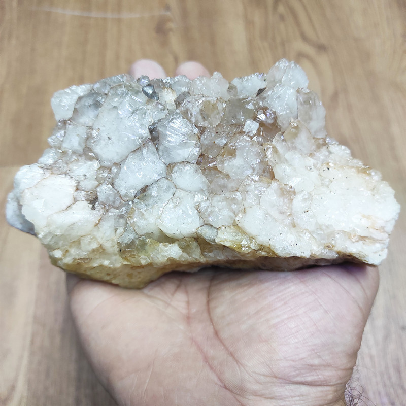 سنگ راف کوارتز کد A140422