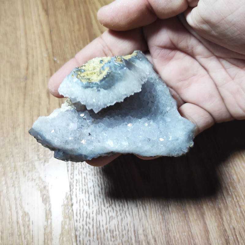 سنگ راف کوارتز مدل کریستالی کد BS7941