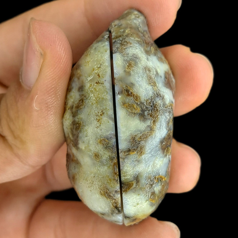 سنگ راف عقیق مدل ژئود کد m068 مجموعه دو عددی